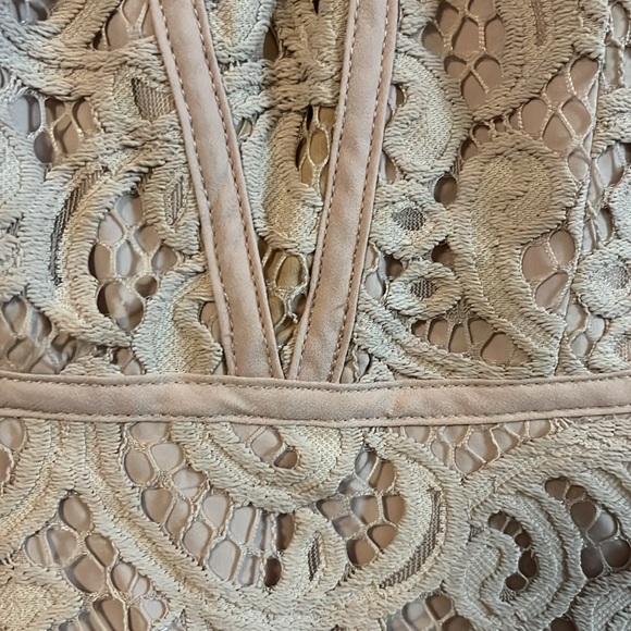 BCBGMAXAZRIA Lavender Sleeveless Lace Asymmetrical Layered Mini Dress 0 - Picture 5 of 16